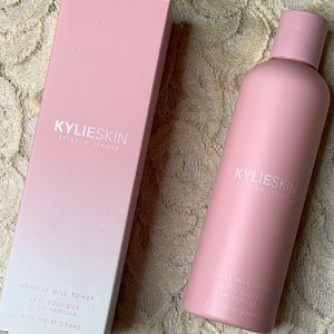 Kylie Skin -VANILLA MILK TONER